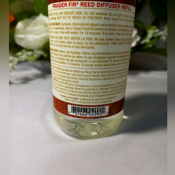 Frasier Fir Reed Diffuser Refill Oil by Thymes - 7.75 fl oz. - Picture 4 of 5